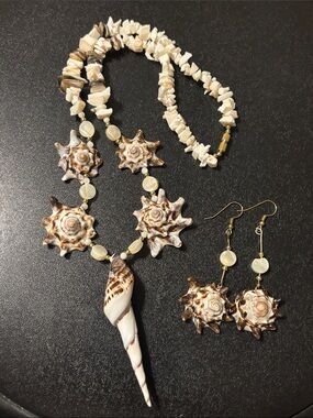 Multi Shell Cream & Brown Statement Necklace & Earring Set mermaidcore Costal